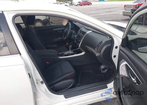 2014 Nissan Altima 2.5 S z USA, uszkodzony, nr VIN 1N4AL3AP1EN253966